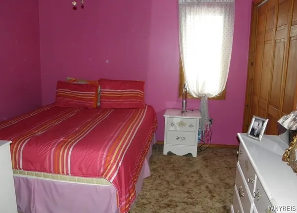 $425,000 | 158 Lake Street, Hamburg, NY 14075