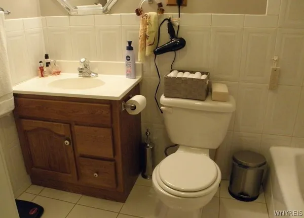 $425,000 | 158 Lake Street, Hamburg, NY 14075