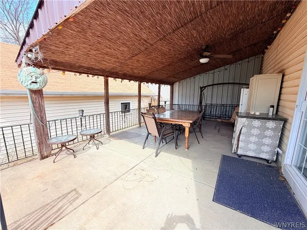 $425,000 | 158 Lake Street, Hamburg, NY 14075