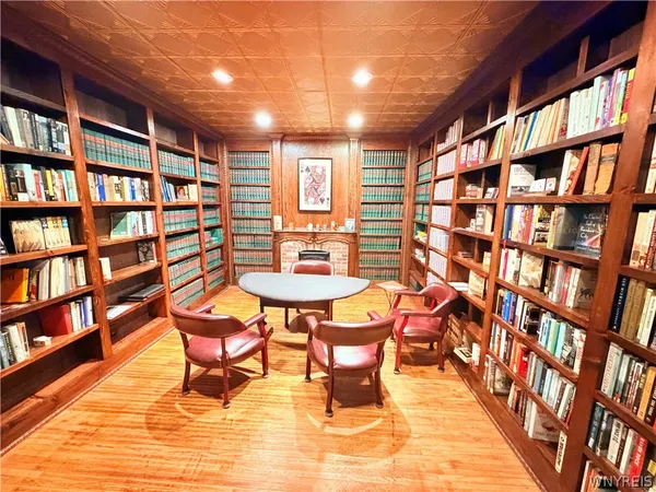 $425,000 | 158 Lake Street, Hamburg, NY 14075