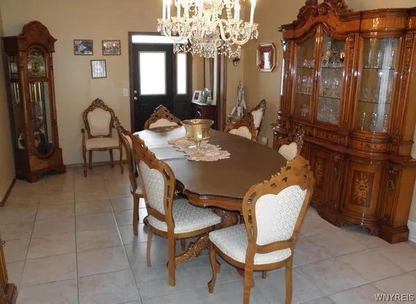 $425,000 | 158 Lake Street, Hamburg, NY 14075