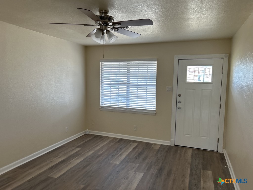 1208 Ridgemont Drive Killeen, TX 76549 - Photo 3 of 11