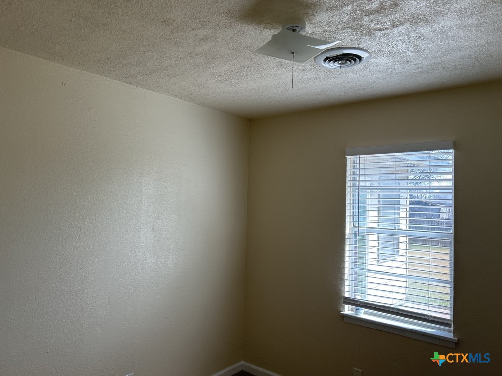 1208 Ridgemont Drive Killeen, TX 76549 - Photo 5 of 11