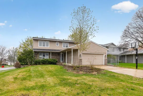 $395,000 | 4406 Newcastle Lane Northwest, Rochester, MN 55901