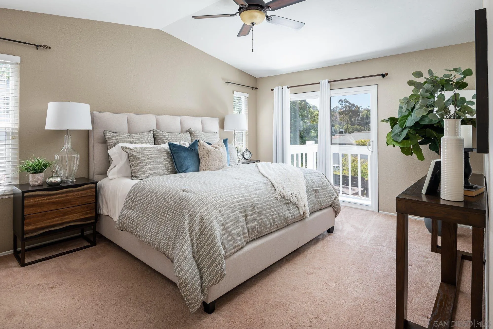 1414 Flair Encinitas Drive Encinitas, CA 92024 - Photo 16 of 41 a bedroom with bed and a window