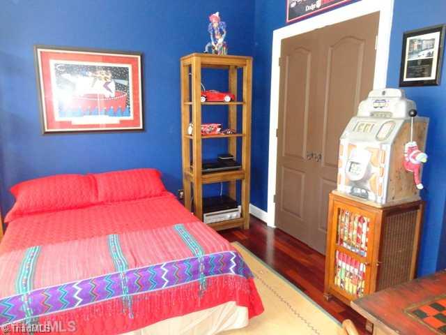 2170 Knight Road Kernersville, NC 27284 - Photo 11 of 16 2nd Bedroom.