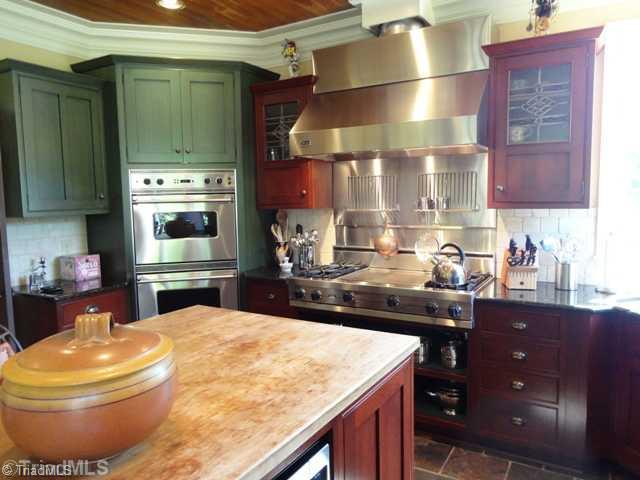 2170 Knight Road Kernersville, NC 27284 - Photo 5 of 16 Kitchen.