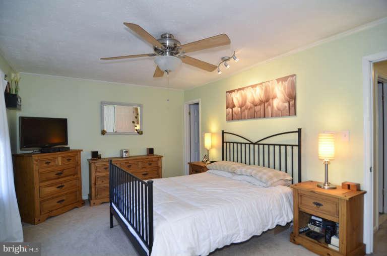 17 Powder View Court Baltimore, MD 21236 - Photo 12 of 23 Bedroom (Master)