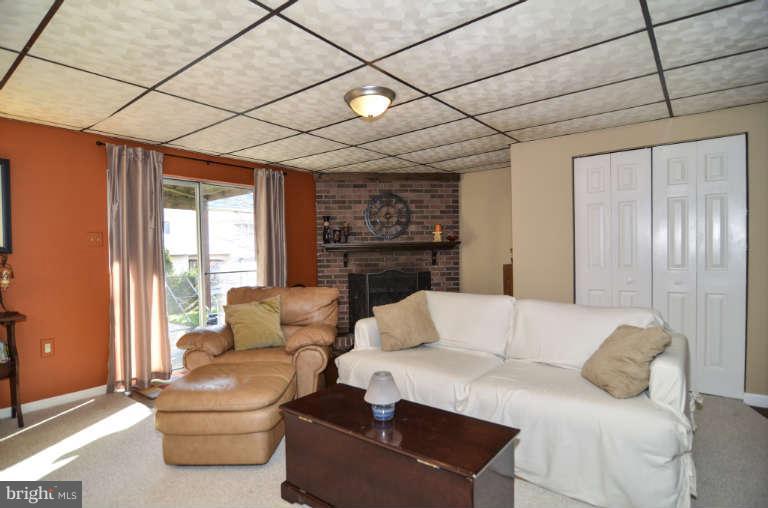 17 Powder View Court Baltimore, MD 21236 - Photo 18 of 23 Family Room