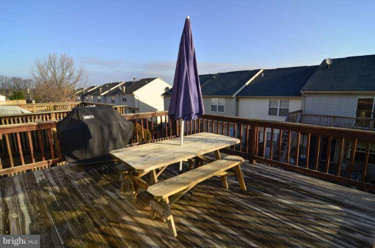 17 Powder View Court Baltimore, MD 21236 - Photo 22 of 23 Spacious Deck