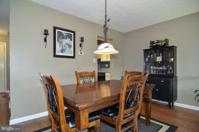 17 Powder View Court Baltimore, MD 21236 - Photo 6 of 23 Dining Room