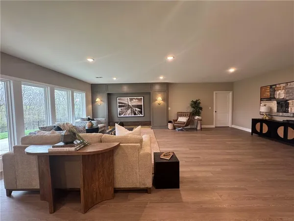 $786,900 | 12475 North Arbor Way, Platte City, MO 64079