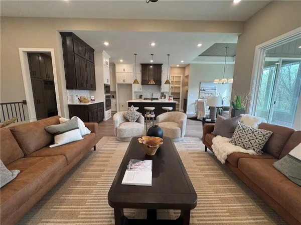 $786,900 | 12475 North Arbor Way, Platte City, MO 64079