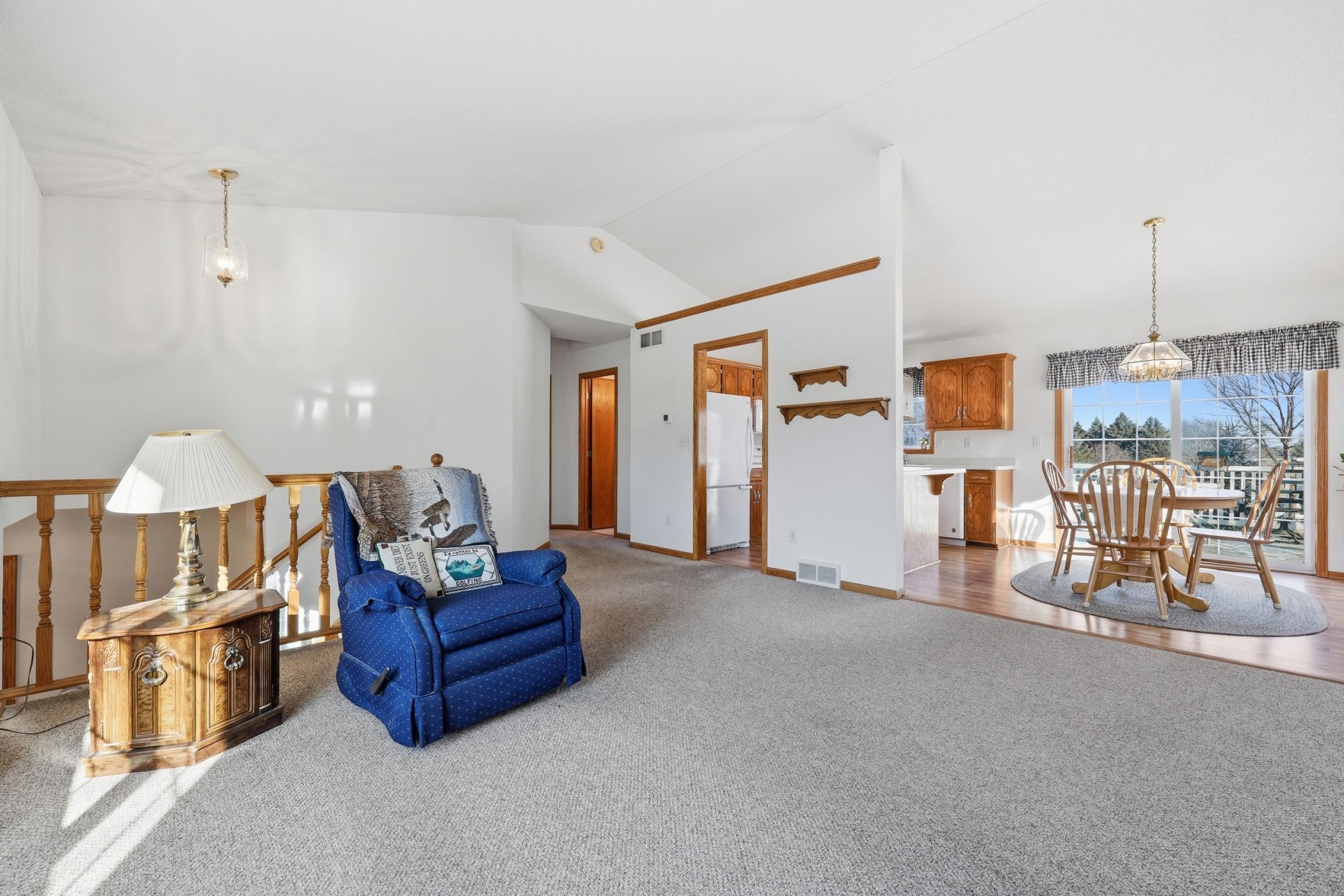 403 Gumtree Street East St. Joseph, MN 56374 - Photo 5 of 36