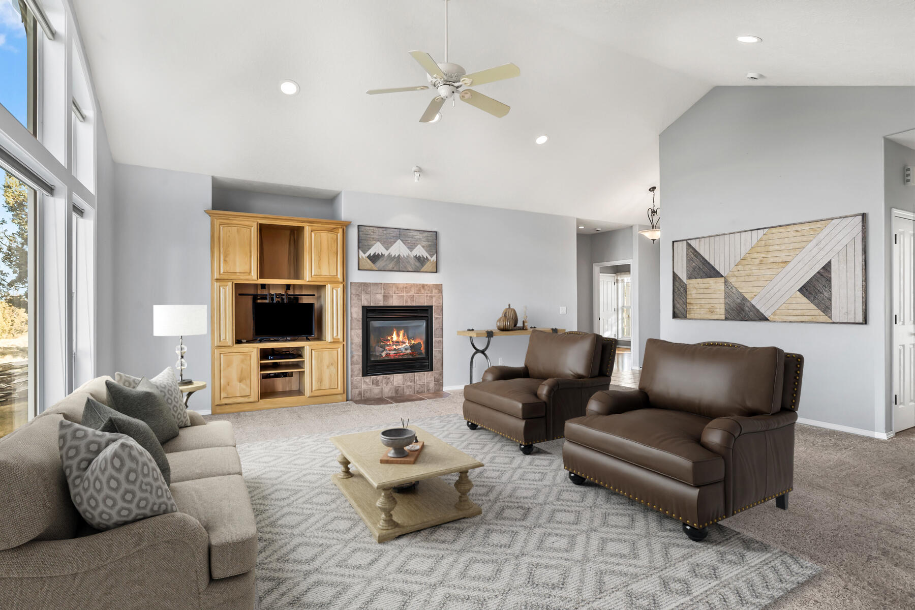 17040 Southwest Steelhead Road Terrebonne, OR 97760 - Photo 26 of 67 Living room 5