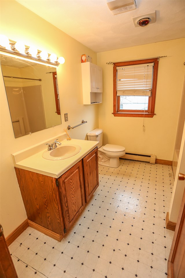 18 L Phillip Road Derry, NH 03038 - Photo 23 of 29