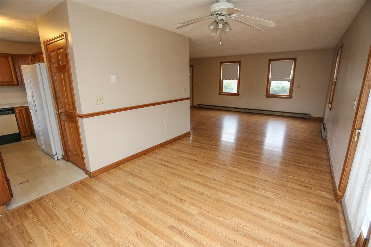 18 L Phillip Road Derry, NH 03038 - Photo 7 of 29