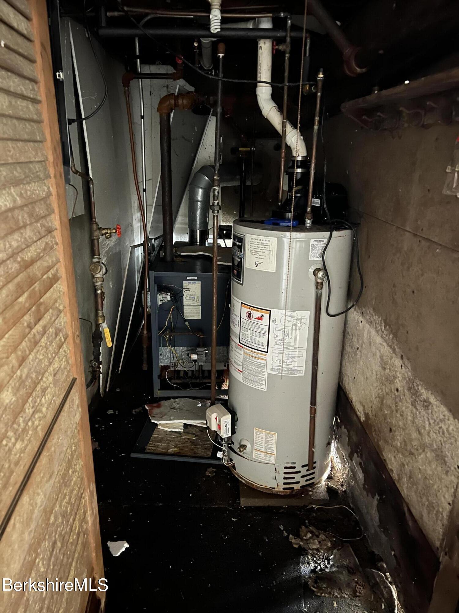 923 Holmes Road Pittsfield, MA 01201 - Photo 21 of 21 heating system