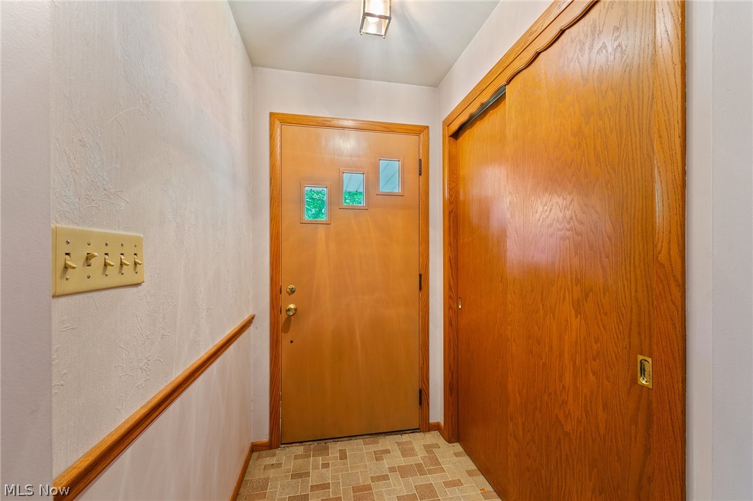 5361 New Road Youngstown, OH 44515 - Photo 13 of 29 Gallery Image 13