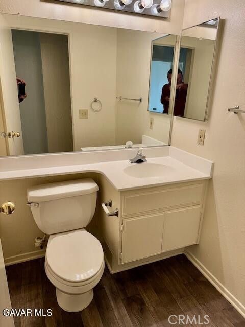 2125 Bramble Lane Palmdale, CA 93550 - Photo 12 of 28 a bathroom with a sink and a mirror