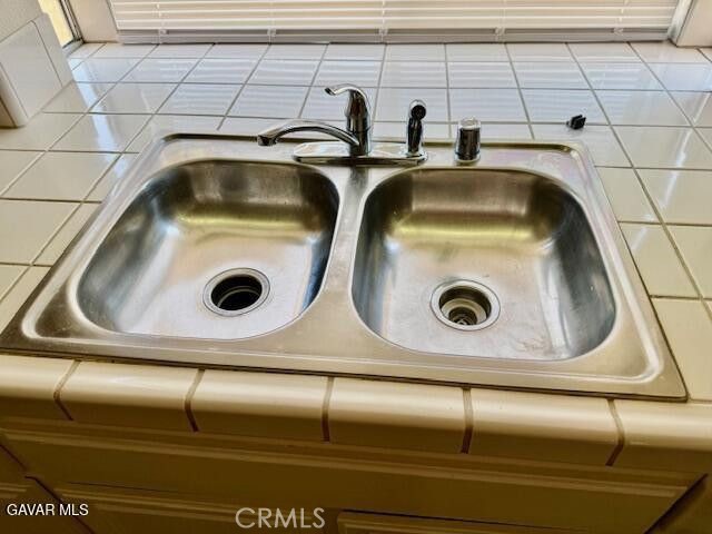 2125 Bramble Lane Palmdale, CA 93550 - Photo 10 of 28 a close view of sink