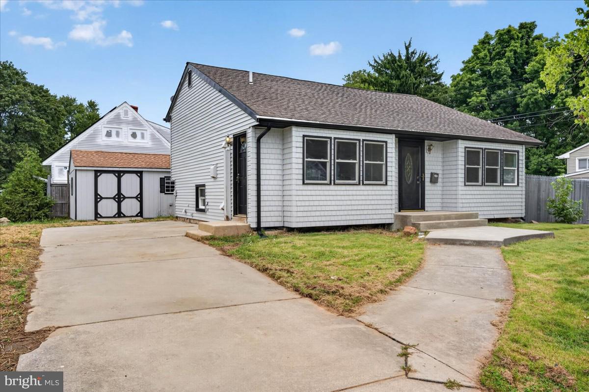601 Banyan Road Newark, DE 19713 - Photo 3 of 38 Gallery Image 3