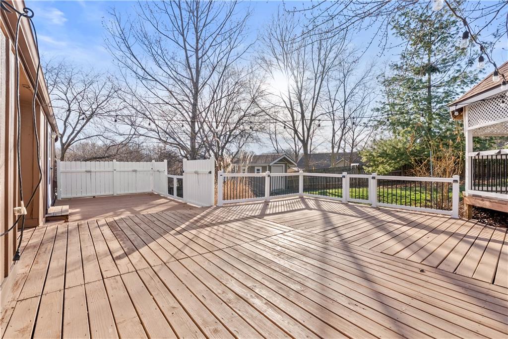 3524 South Maybrook Avenue Independence, MO 64055 - Photo 26 of 33