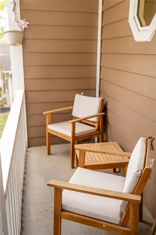 $330,000 | 3524 South Maybrook Avenue, Independence, MO 64055