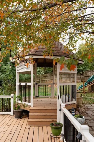 $330,000 | 3524 South Maybrook Avenue, Independence, MO 64055