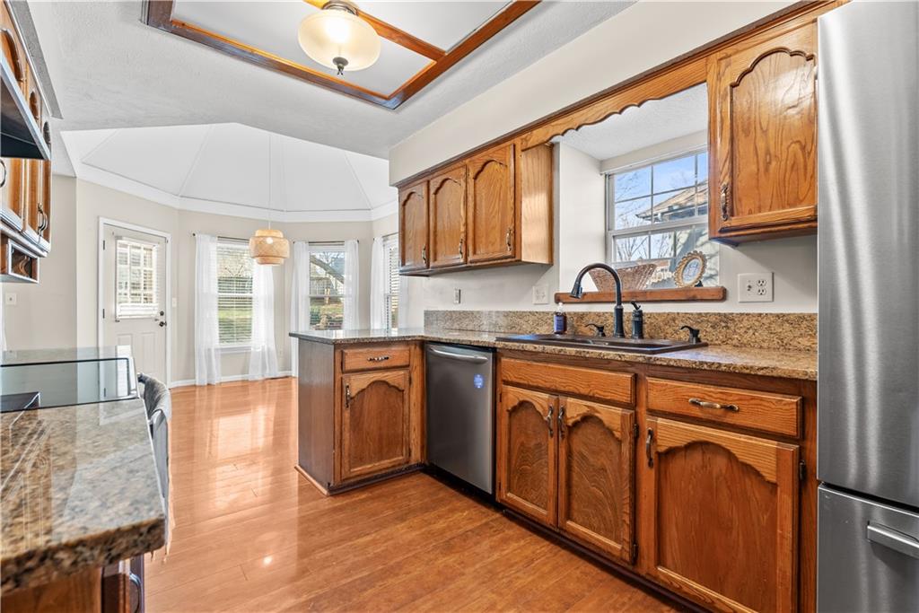 3524 South Maybrook Avenue Independence, MO 64055 - Photo 10 of 33