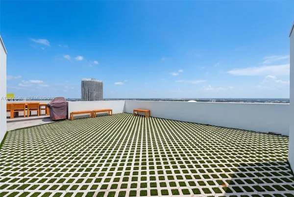 $20,000 | The Ivy Condominiums, Miami, FL 33130