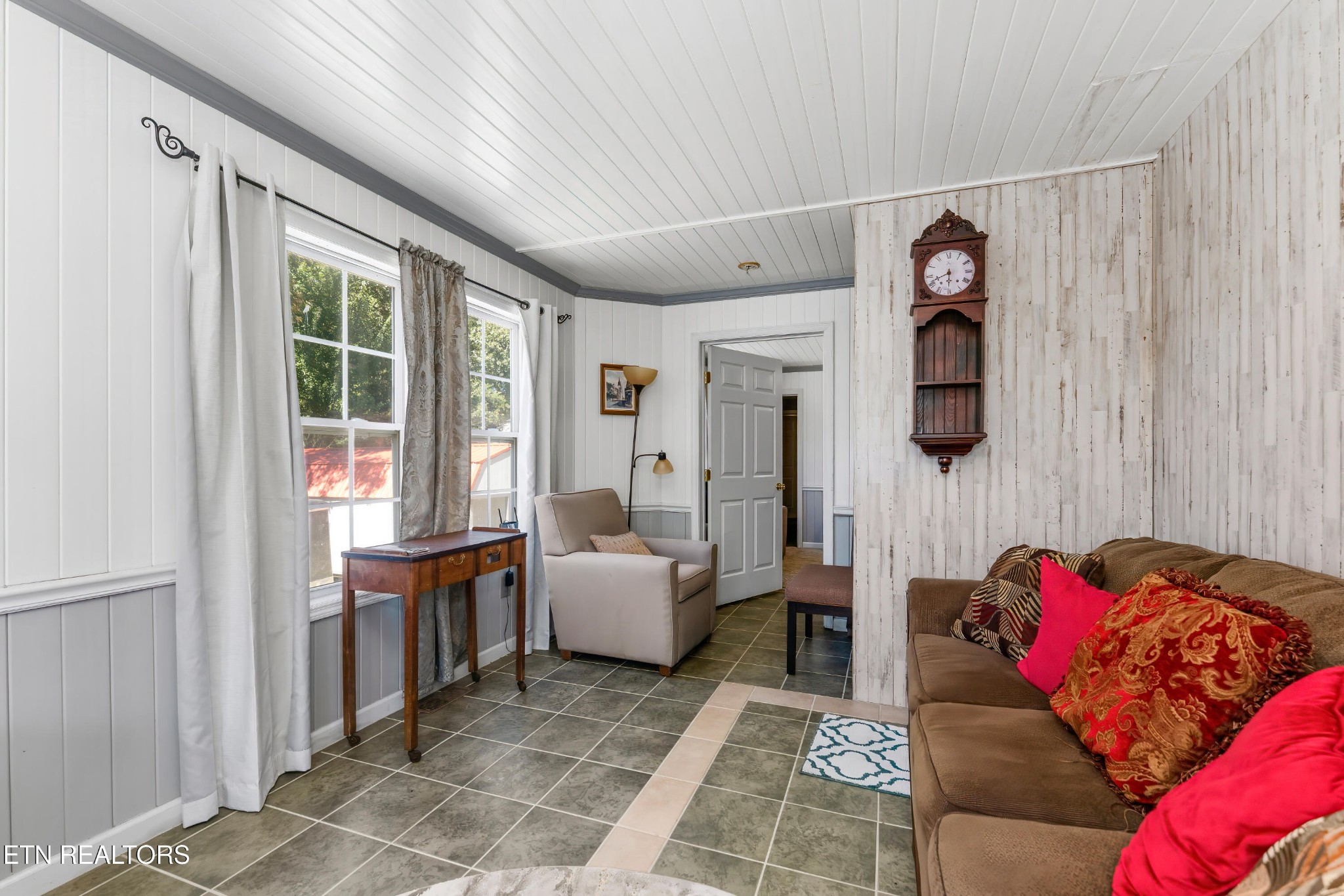 34 Rozzell Road Pikeville, TN 37367 - Photo 10 of 49 Gallery Image 10