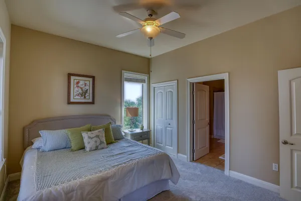 $2,200 | 101 West Bank, Unit 22, Horseshoe Bay, TX 78657