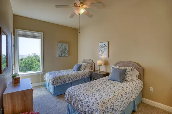 $2,200 | 101 West Bank, Unit 22, Horseshoe Bay, TX 78657