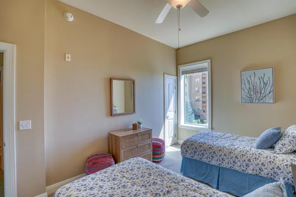 $2,200 | 101 West Bank, Unit 22, Horseshoe Bay, TX 78657