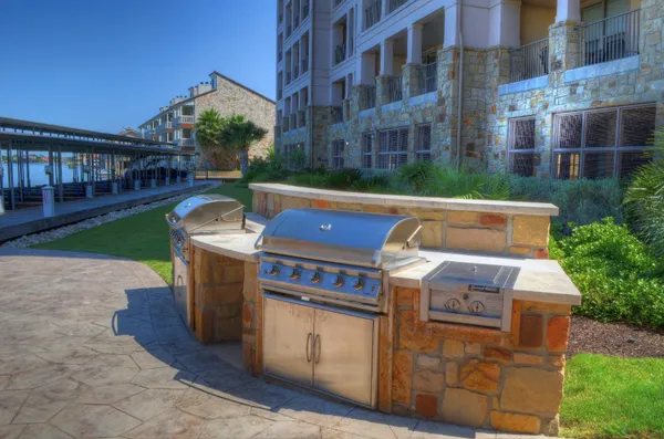 $2,200 | 101 West Bank, Unit 22, Horseshoe Bay, TX 78657