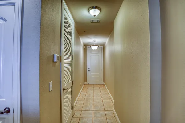 $2,200 | 101 West Bank, Unit 22, Horseshoe Bay, TX 78657