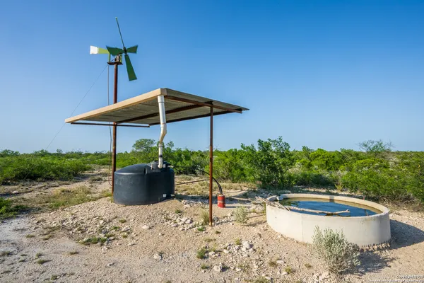 $8,000,000 | 277 Us -277, Brackettville, TX 78832