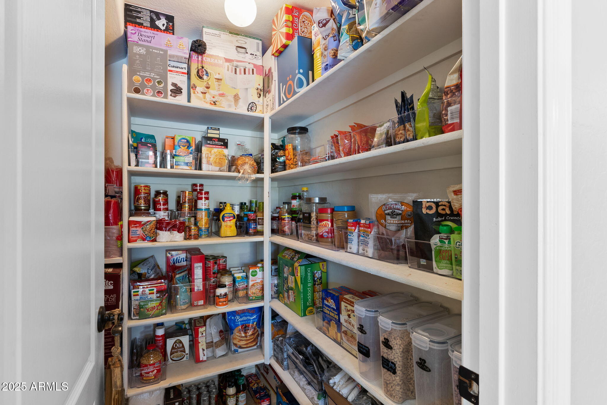 1918 West Bonanza Lane Phoenix, AZ 85085 - Photo 17 of 50 17-web-or-mls-13 - Walk In Pantry