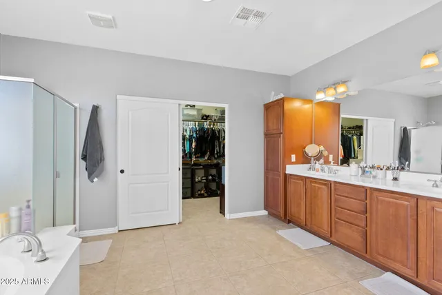 $5,950 | 1918 West Bonanza Lane, Phoenix, AZ 85085