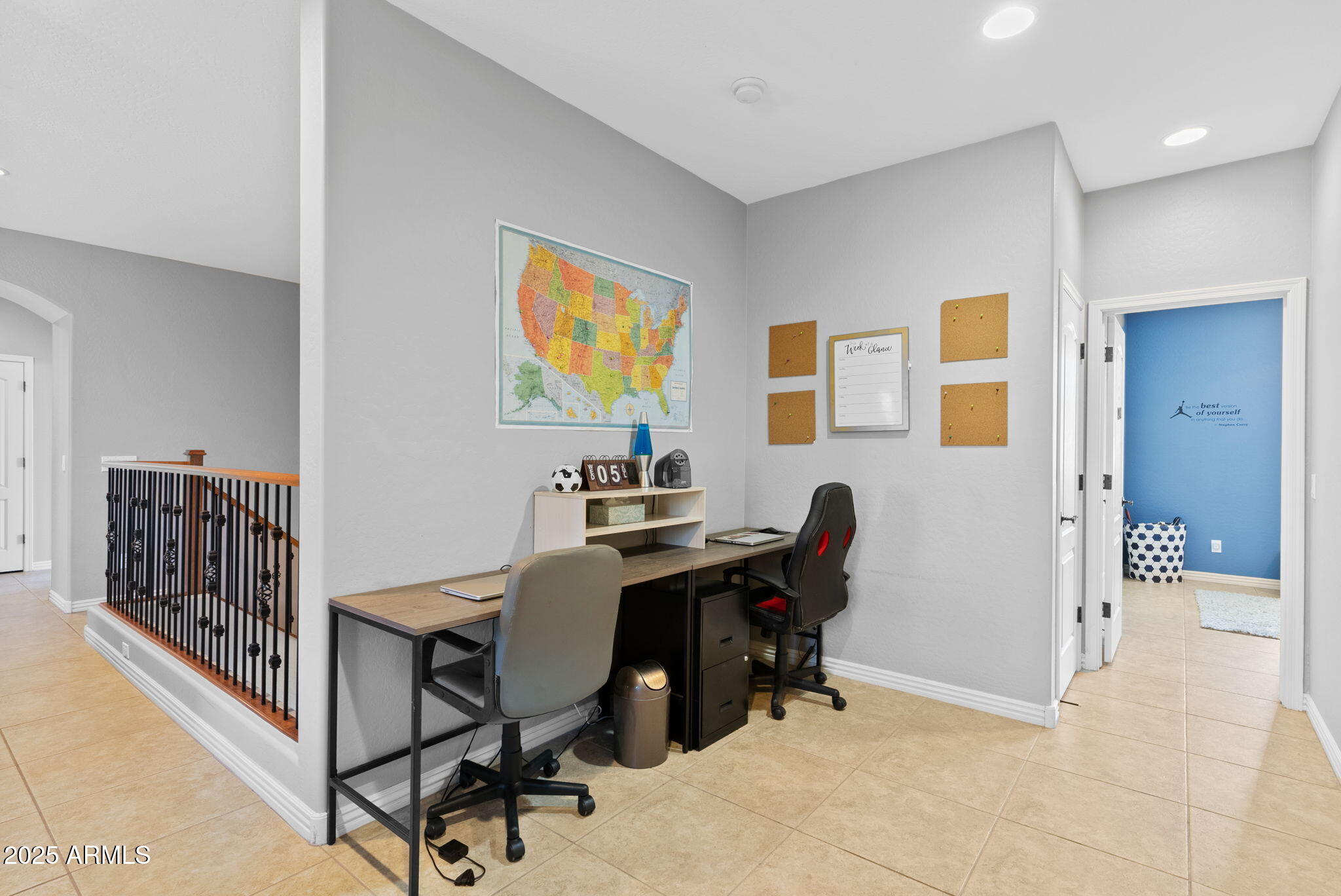 1918 West Bonanza Lane Phoenix, AZ 85085 - Photo 26 of 50 26-web-or-mls-22 - Loft Nook Space