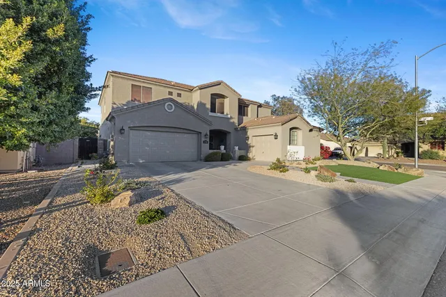 $5,950 | 1918 West Bonanza Lane, Phoenix, AZ 85085