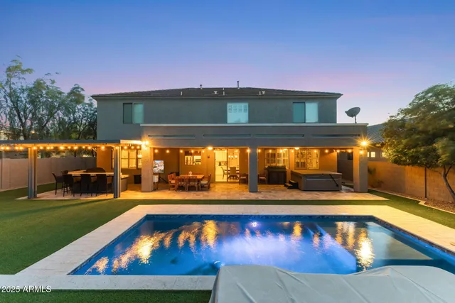 $5,950 | 1918 West Bonanza Lane, Phoenix, AZ 85085