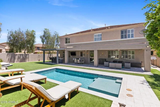 $5,950 | 1918 West Bonanza Lane, Phoenix, AZ 85085