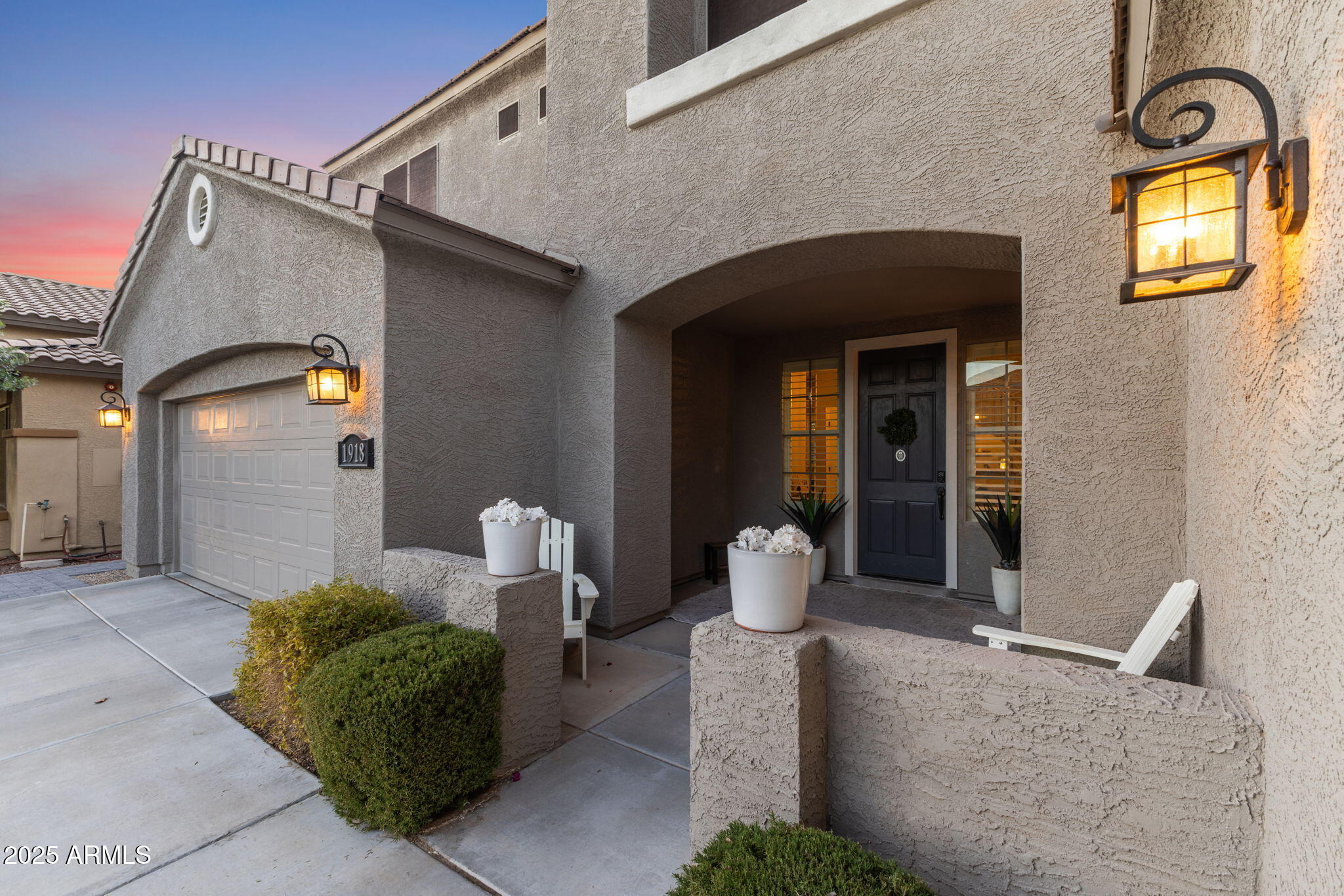 1918 West Bonanza Lane Phoenix, AZ 85085 - Photo 7 of 50 7-web-or-mls-4 - Entry