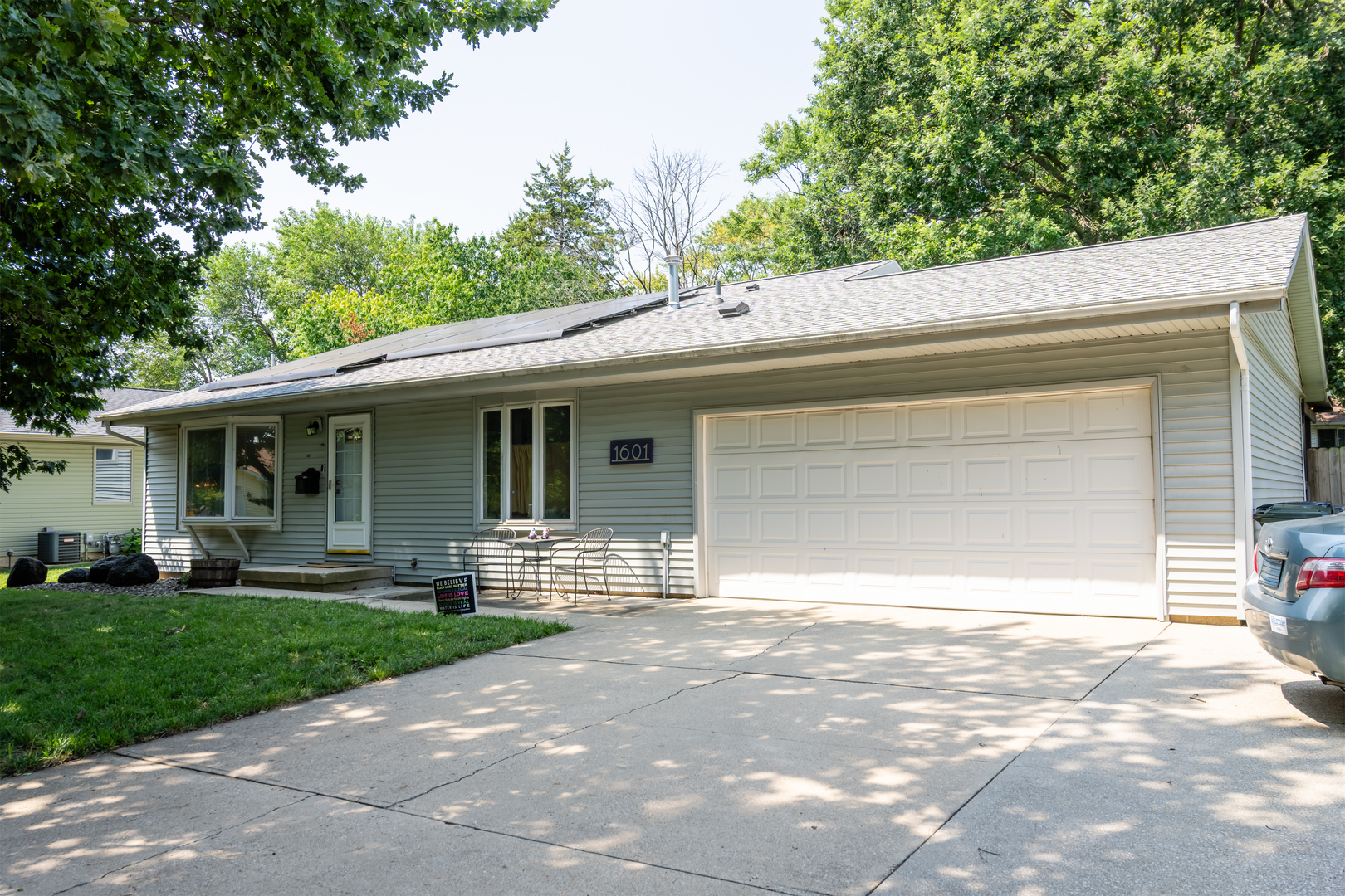 1601 Rutledge Drive Urbana, IL 61802 - Photo 2 of 29 Gallery Image 2