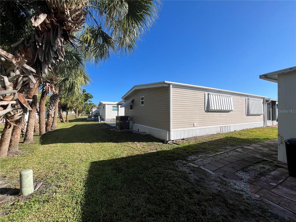 107 Roma Road Venice, FL 34285 - Photo 9 of 44