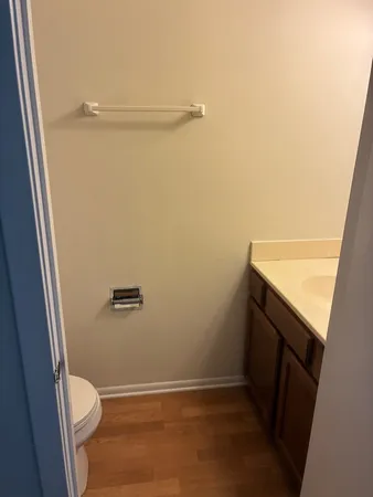 $2,100 | 1158 Regency Drive, Schaumburg, IL 60193