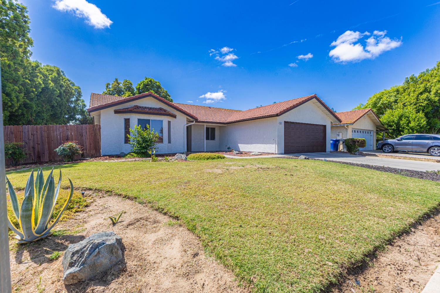 911 3rd Street Sanger, CA 93657 - Photo 2 of 22