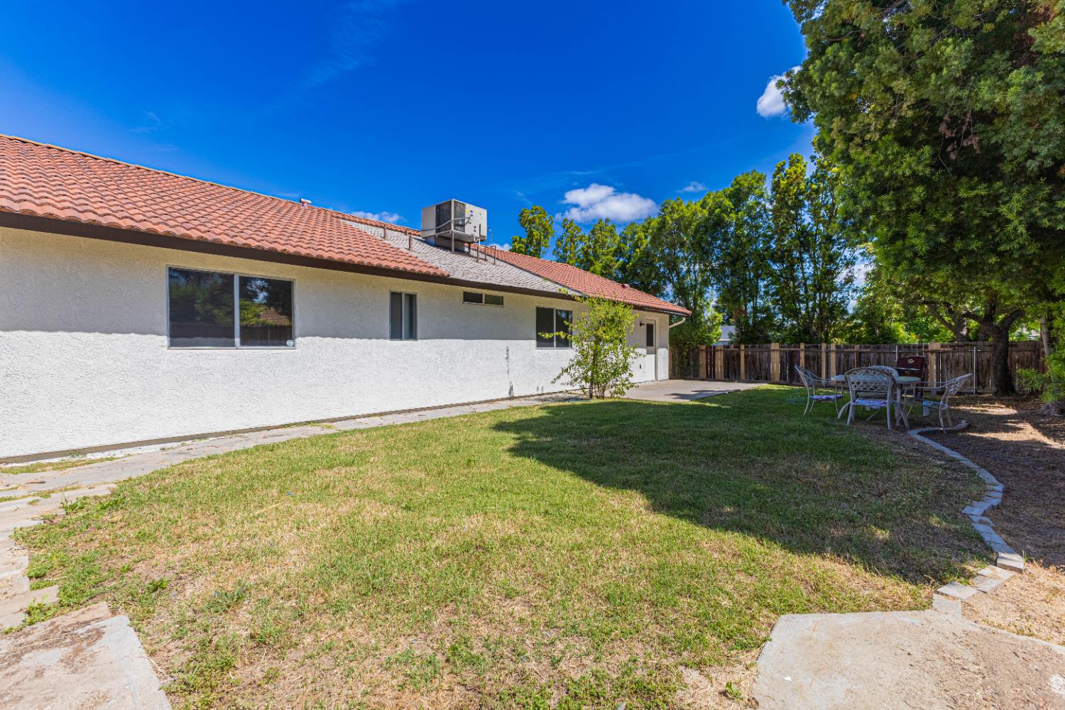 911 3rd Street Sanger, CA 93657 - Photo 22 of 22